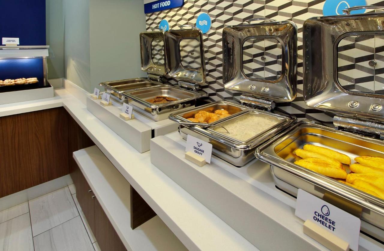 Holiday Inn Express & Suites Reedsburg - Dells Area By Ihg Luaran gambar