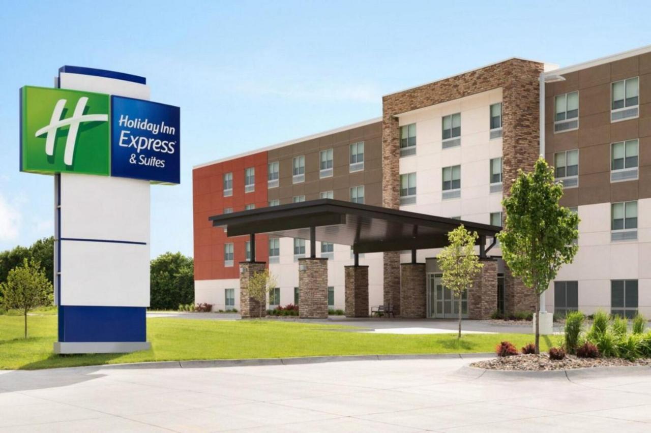 Holiday Inn Express & Suites Reedsburg - Dells Area By Ihg Luaran gambar