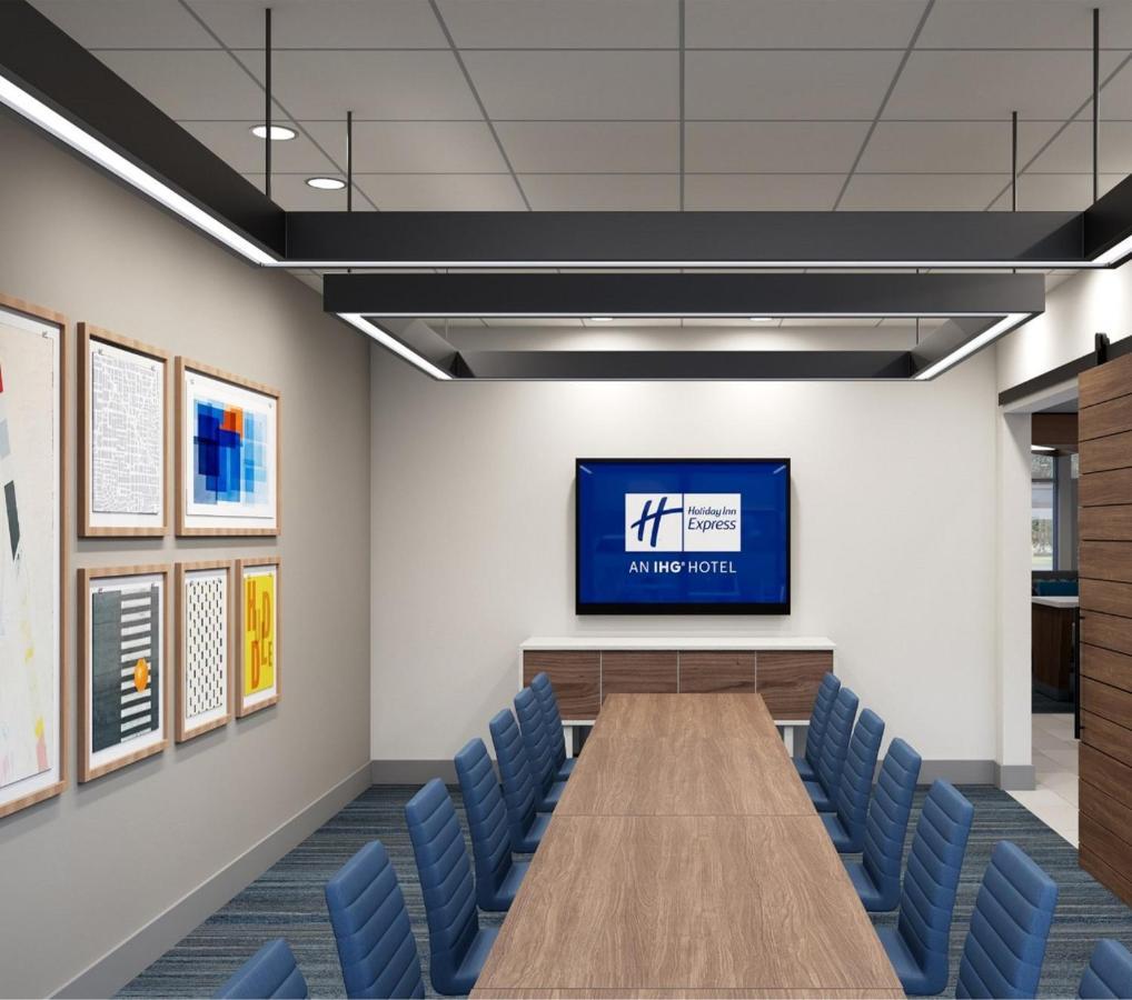Holiday Inn Express & Suites Reedsburg - Dells Area By Ihg Luaran gambar
